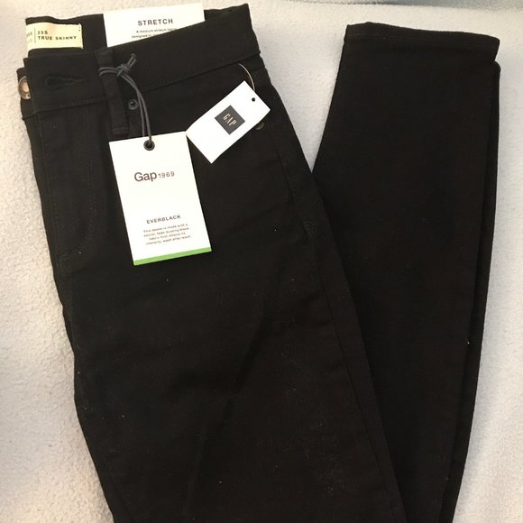 GAP Denim - NWT GAP Mid Rise True Skinny Jeans Black size 25 Short